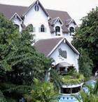 Pattaya Hotels - White House Resort